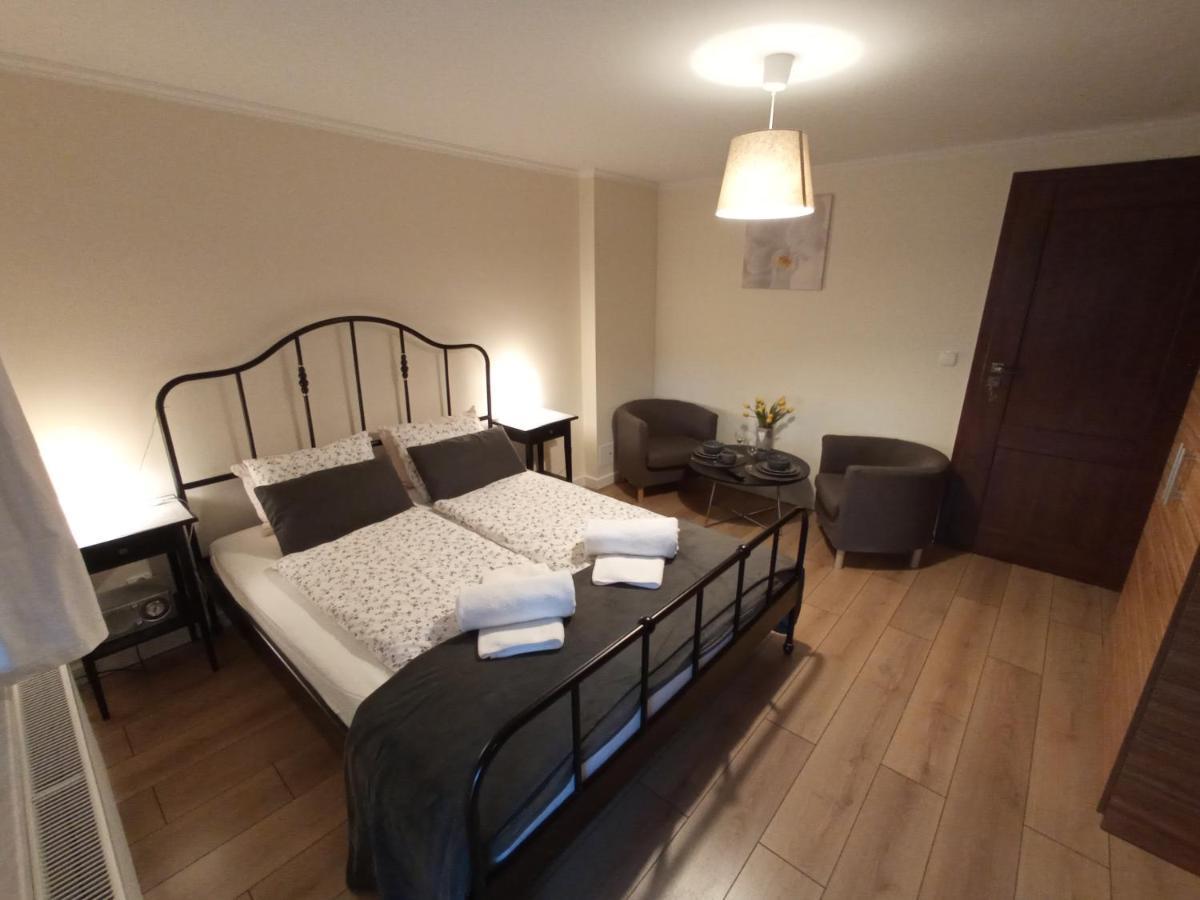 Dom Na Klonowym Wzgorzu Bed & Breakfast Stronie Slaskie Ngoại thất bức ảnh