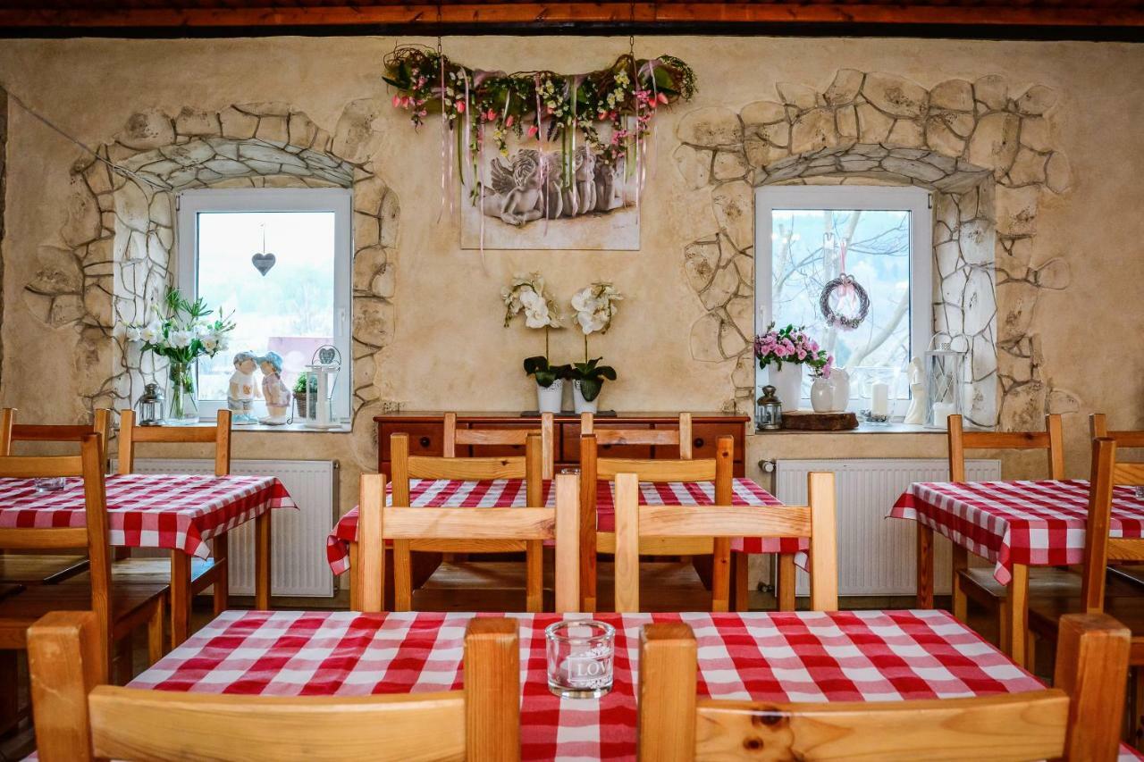 Dom Na Klonowym Wzgorzu Bed & Breakfast Stronie Slaskie Ngoại thất bức ảnh